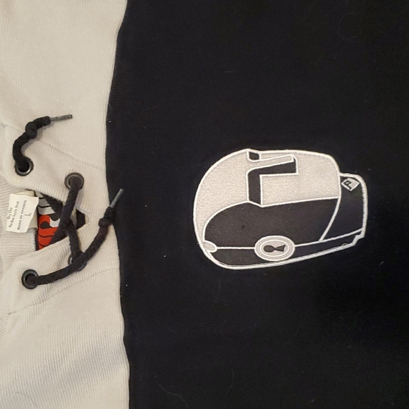 Vintage Pearl Jam sweater - Picture 2 of 3